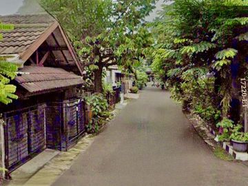 Dijual Rumah Hitung Tanah Di Dalam Komplek Di Jakarta Selatan