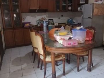 Rumah luas cocok untuk kosan dekat Grand Kota Bintang di Jaka sampurna Bekasi