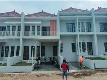 Rumah Modern Konsep Jepang Di Sumbersekar Dau