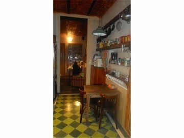 casa MB Estilo s/Pasaje particular 3 habit. 2 Ptas Coc. baño principal y auxiliar Patio y Terraza