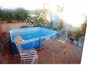 casa MB Estilo s/Pasaje particular 3 habit. 2 Ptas Coc. baño principal y auxiliar Patio y Terraza