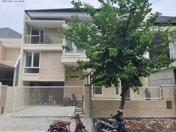 Rumah San Antonio Pakuwon City, New, Minimalis