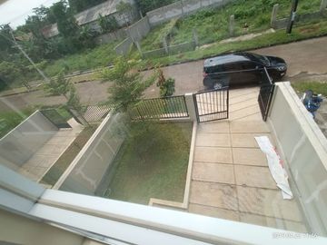 Townhouse Strategis 2Lt Ready Modern dkt Kota Wisata Cibubur