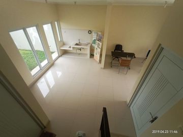 Townhouse Strategis 2Lt Ready Modern dkt Kota Wisata Cibubur