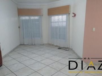 Excelente Propiedad, con excelente ubicación.