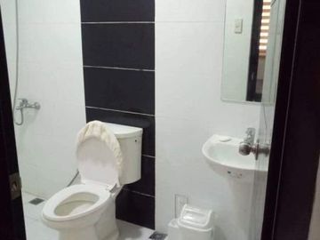 RUSH SALE!!! 5 Bedrooms 2-Storey House and Lot for SALE in Angeles City near Marquee Mall and NLEX