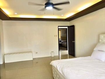 RUSH SALE!!! 5 Bedrooms 2-Storey House and Lot for SALE in Angeles City near Marquee Mall and NLEX