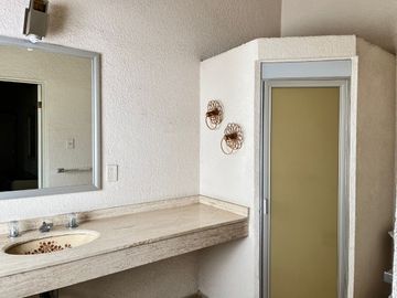 Casa Sola en Amatitlán Cuernavaca - ROQ-1162-Cs*