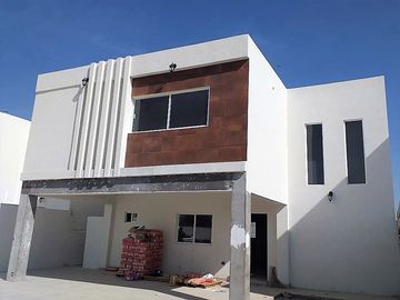 CASA RESIDENCIAL  VENTA  FRACC. LOS OLIVOS  GÓMEZ PALACIO, DGO.