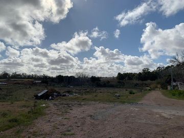 Terreno en venta con gran proyección y crecimiento comercial Montevideo, Uruguay