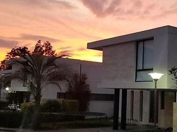 Casa - Tumbaco