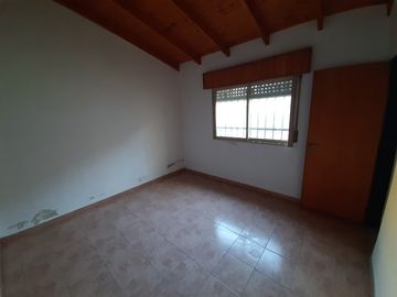 Casa PH en venta en Ituzaingo Norte
