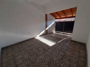 Casa PH en venta en Ituzaingo Norte