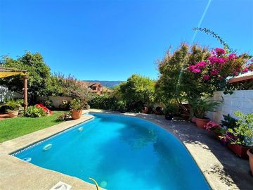 Casa en Venta en Altos de Chiguayante
