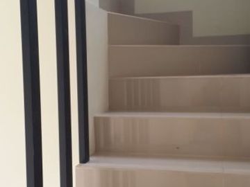 DIJUAL CEPAT RUMAH 2 LANTAI HARGA SATU LANTAI @ ARCAMANIK