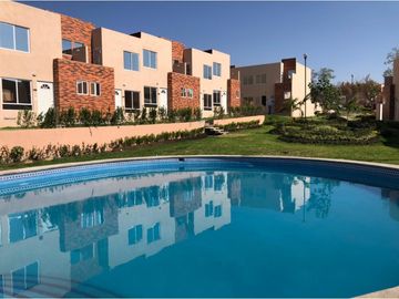 Casa Nueva en condominio 3 recamaras con alberca en Xochitepec, Mor.
