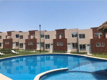 Casa Nueva en condominio 3 recamaras con alberca en Xochitepec, Mor.