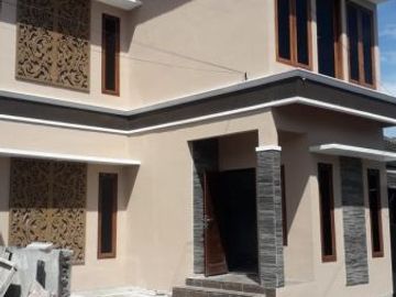 Dijual Rumah baru jl Magelang km 3