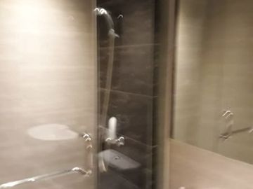 Di jual apartement LuX water place, Rievera mansion,dekat PTC,surabaya