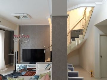 Di jual apartement LuX water place, Rievera mansion,dekat PTC,surabaya