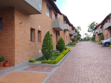TOWNHOUSE EN VENTA  AVENIDA SUR/PEREIRA
