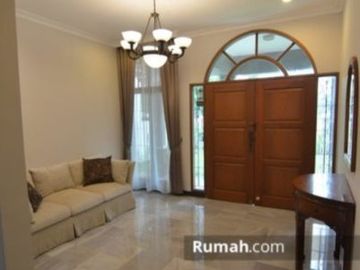 For Rent Beautiful New Renovated House at Villa Delima