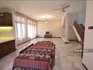 For Rent Beautiful New Renovated House at Villa Delima
