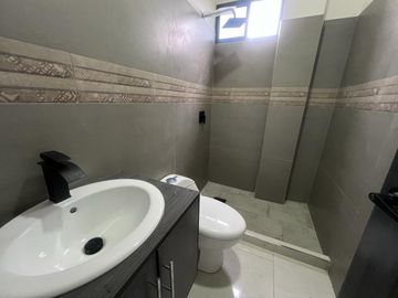 VENTA CASA ESTRENO URB. GRAN VITTORIA  (JLR)