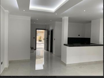 VENTA CASA ESTRENO URB. GRAN VITTORIA  (JLR)