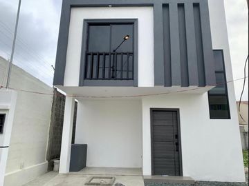 VENTA CASA ESTRENO URB. GRAN VITTORIA  (JLR)