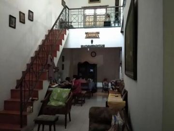 Rumah 2 Lantai Siap Huni Tenggilis Barat Surabaya
