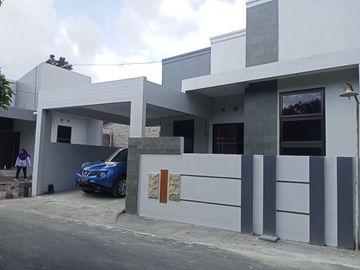 1 Menit Ke Jl Jogja-Solo Rumah Cantik Harga Promo Awal Tahun