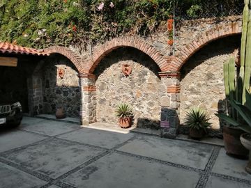 CASA EN VENTA. COL RANCHO CORTES.