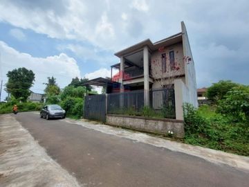 Rumah 2 Lantai Pakuhaji Ngamprah Bandung Barat