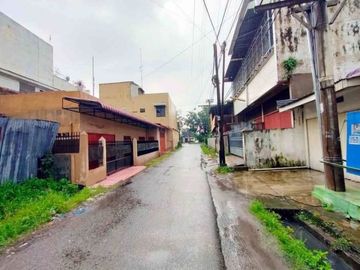 Ruko di Jl. Pengobatan ( Aksara )