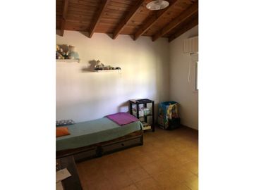 Venta de casa quinta en Brandsen. Barrio La Dolly