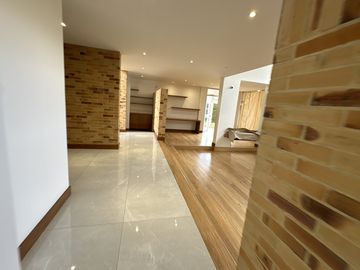 casa en venta en cajica milla de oro. Cod V5459