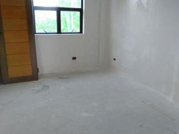 Lush Brand New House & Lot Tandang Sora Congressional Q.C. Philhomes - Kenneth Matias