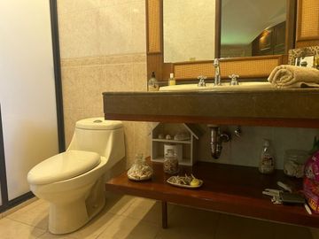 Casa en Venta, Residencial Santa Cruz Guadalupe, Zavaleta, Puebla,