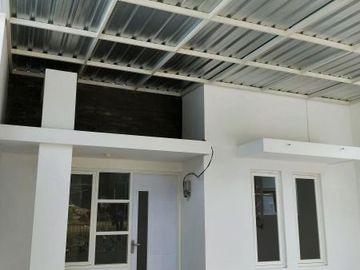 Villa Mewah Angsuran per Bulan Bebas Pemandangan Gunung di Malang SHM