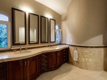 Casa en venta en el Palomar