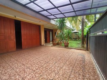Town House + Office Room di Cilandak Kondisi Unfurnished HSE-A0555