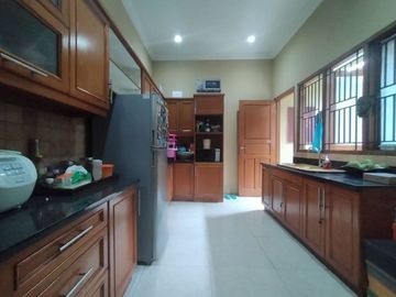 Town House + Office Room di Cilandak Kondisi Unfurnished HSE-A0555