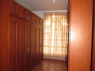 casa en venta en via tennis. Cod V17724