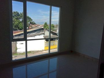 Rumah Baru di Riung Galeri Cipamokolan Bandung