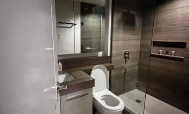 FOR SALE: 1 BR EDADES TOWER