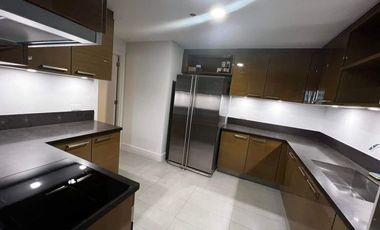 FOR SALE: 1 BR EDADES TOWER