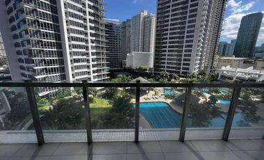 FOR SALE: 1 BR EDADES TOWER