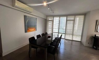 FOR SALE: 1 BR EDADES TOWER