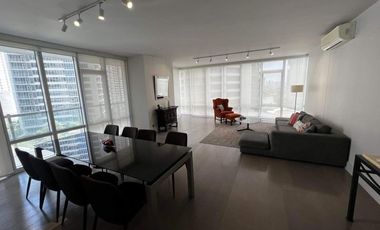 FOR SALE: 1 BR EDADES TOWER